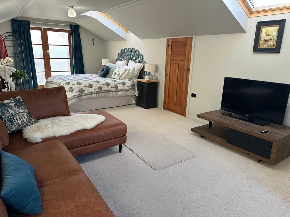Loft on Blyth Bed and Breakfast in Otago