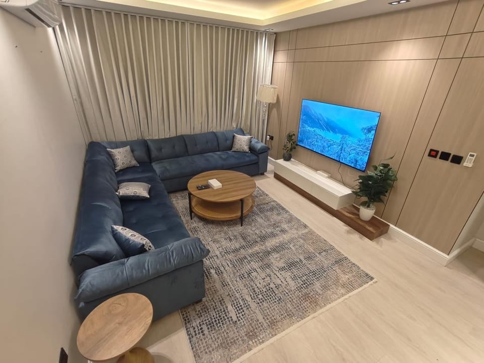 Seating area, Evening entertainment
