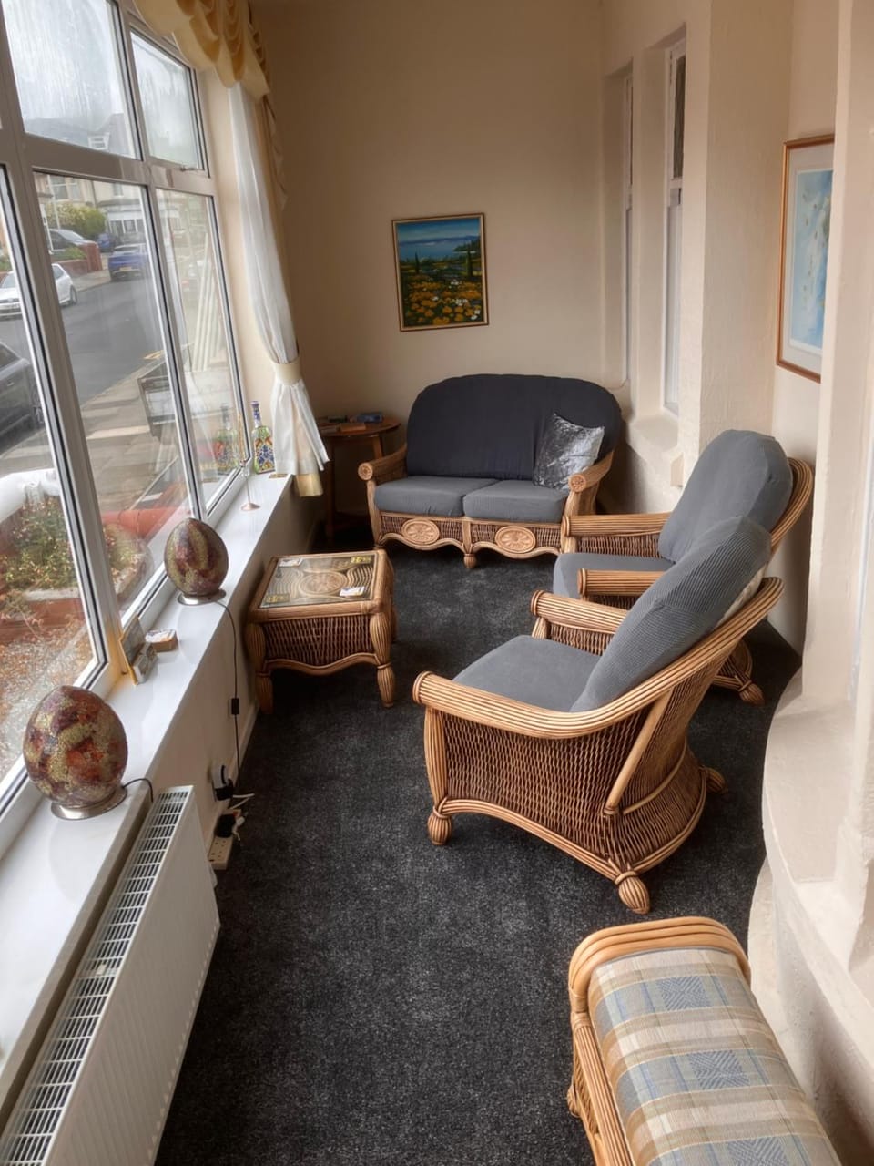 Seating area