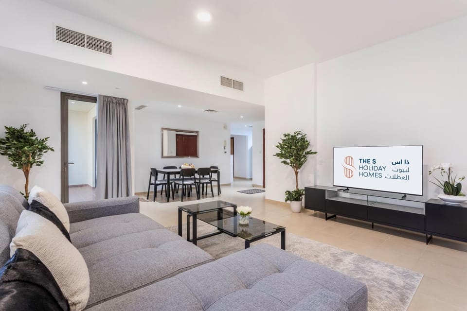 2 Bedroom Apartment at Bahar 1 JBR by TSHH Apartment in Dubai