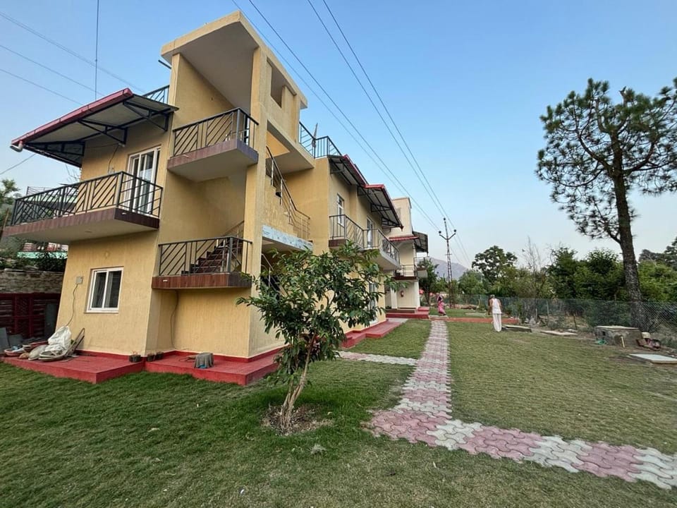 Property building, Garden