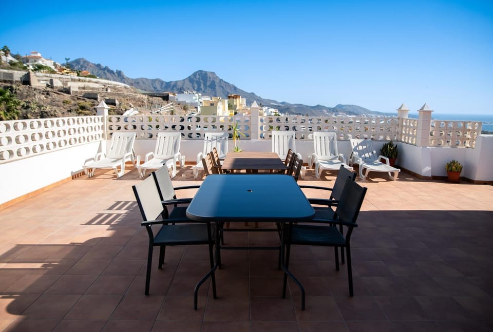 Balcony/Terrace, Dining area