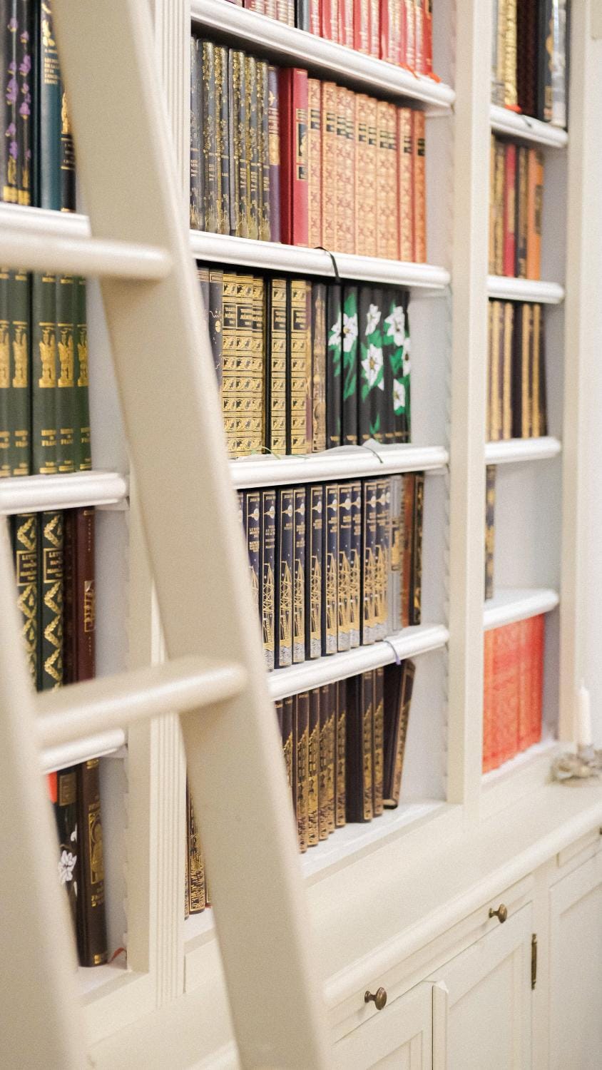 Library, Living room