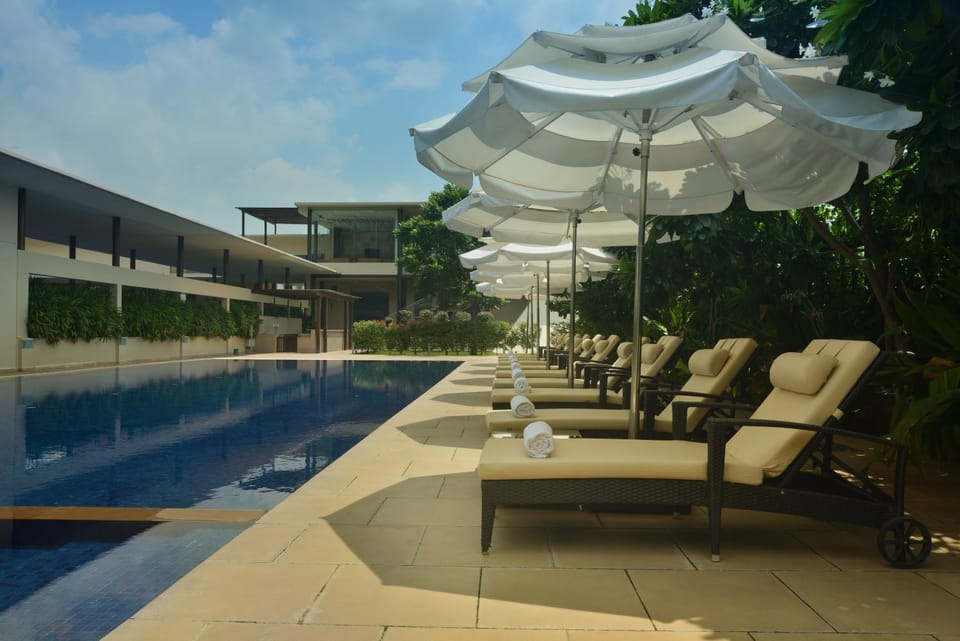 Pool view, Swimming pool