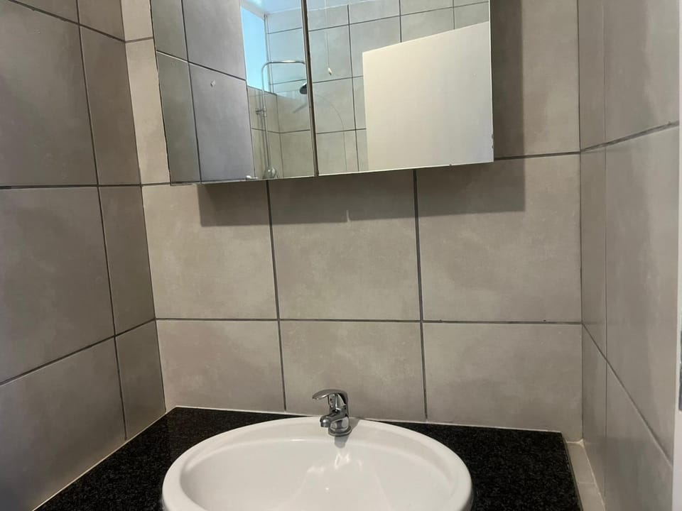 Benmore Gardens -1 bedroom apartment Apartment in Sandton