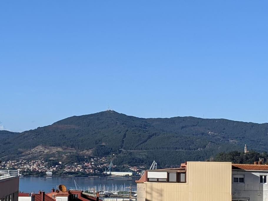 Mountain view, Sea view