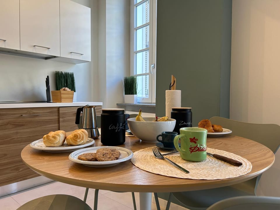 Breakfast, Breakfast