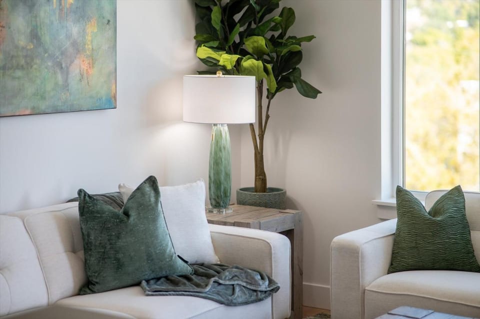 Living room, Seating area