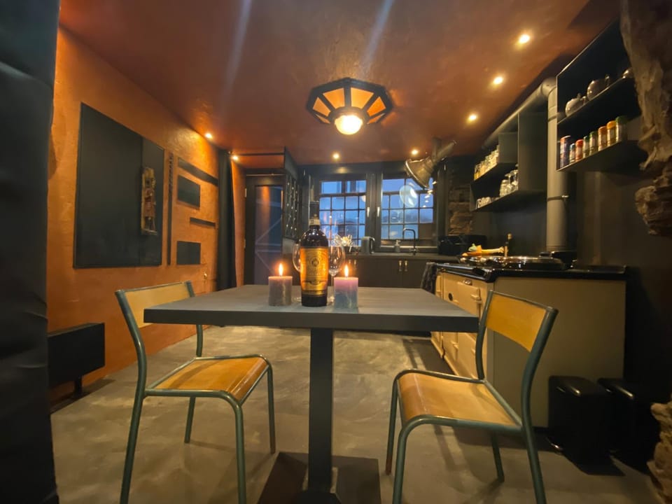 View (from property/room), Living room, Seating area, kitchen