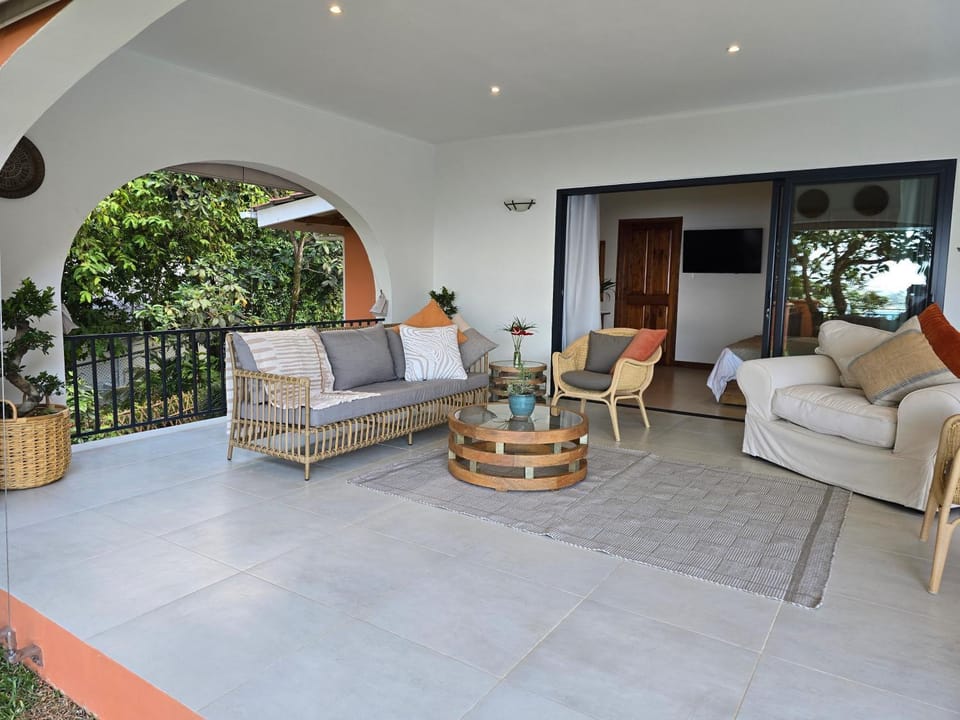 Cote Cedres Bed and Breakfast in Africa