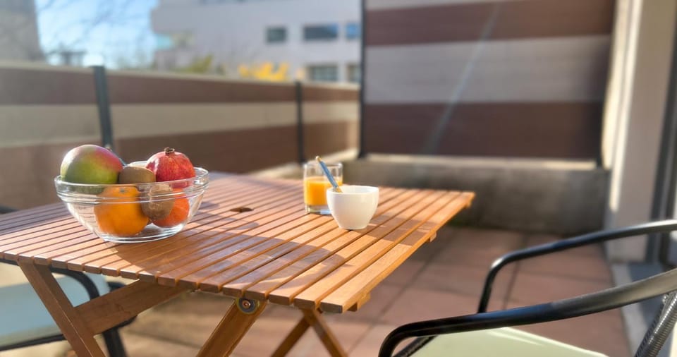 View (from property/room), Balcony/Terrace, Seating area