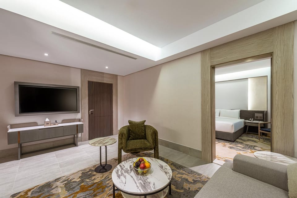 Communal lounge/ TV room, TV and multimedia, Living room, Seating area