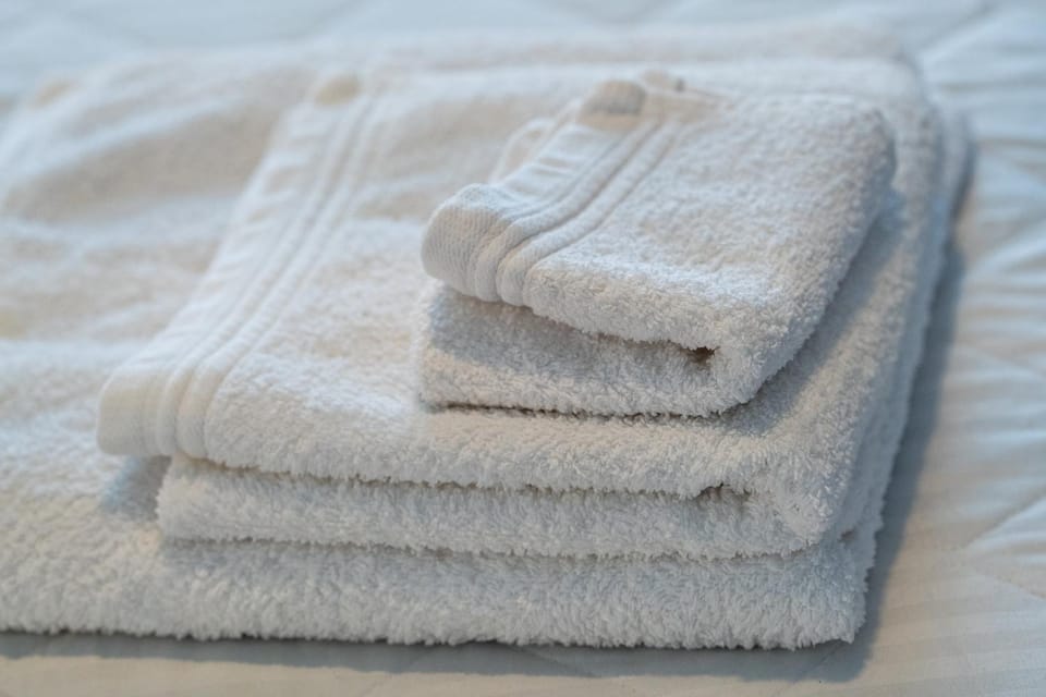 Decorative detail, Bedroom, towels