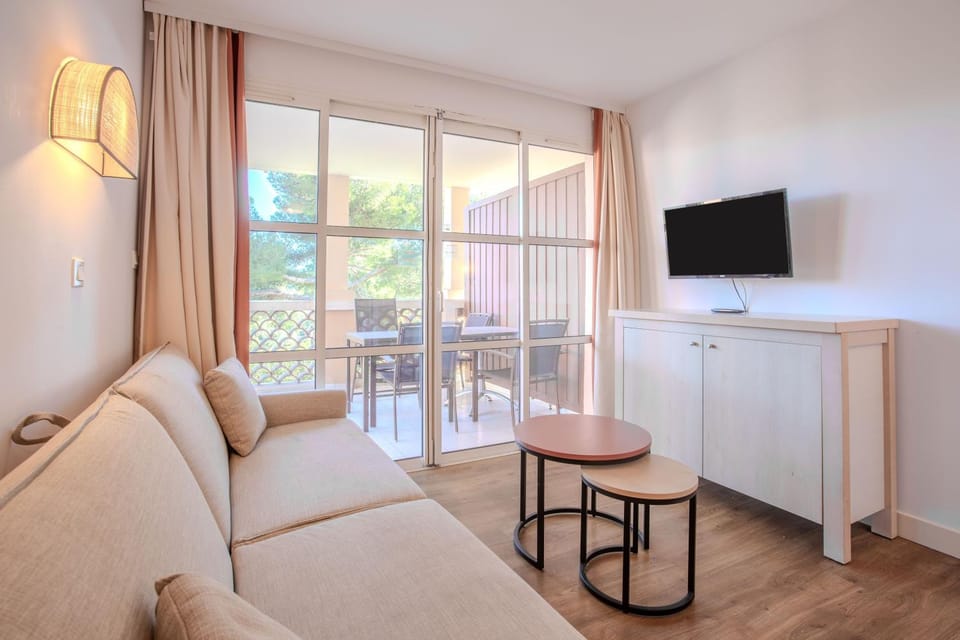 Property building, Living room