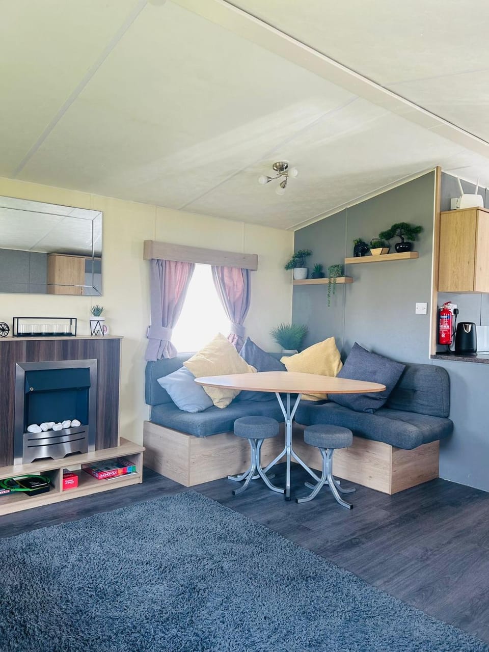 Beautiful 8 Birth Holiday Home - Tattershall Lakes Campground/ 
RV Resort in Tattershall