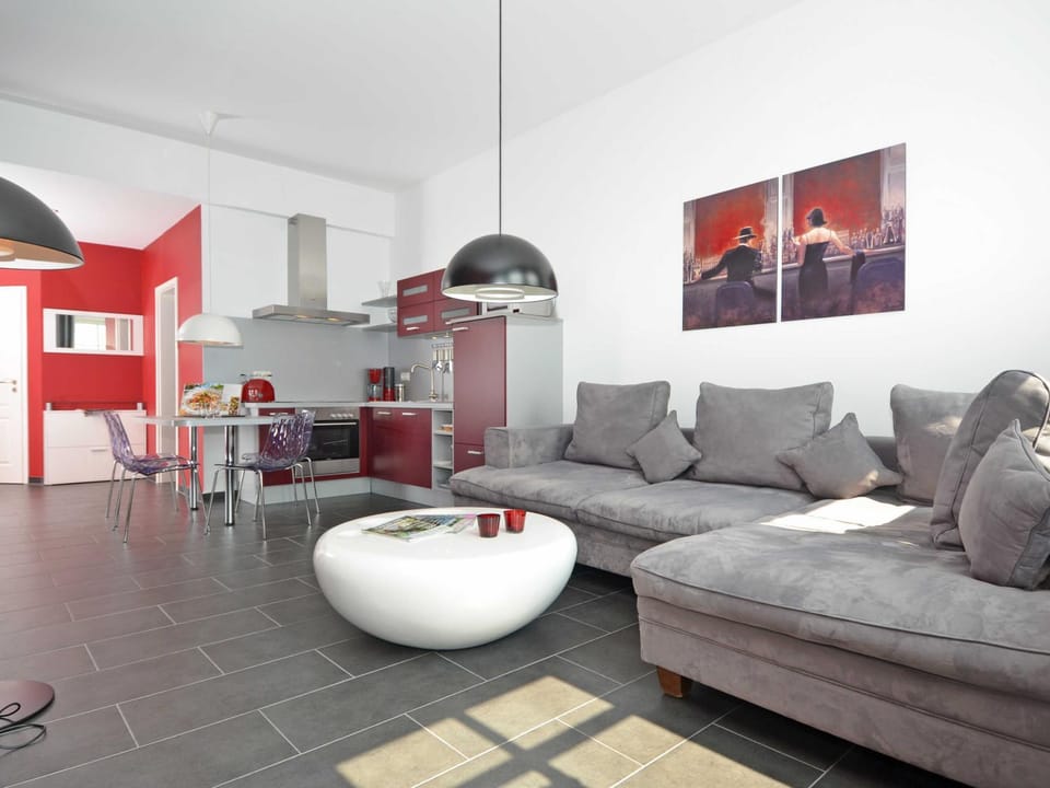 Kitchen or kitchenette, Living room, Seating area, Dining area, minibar, stove