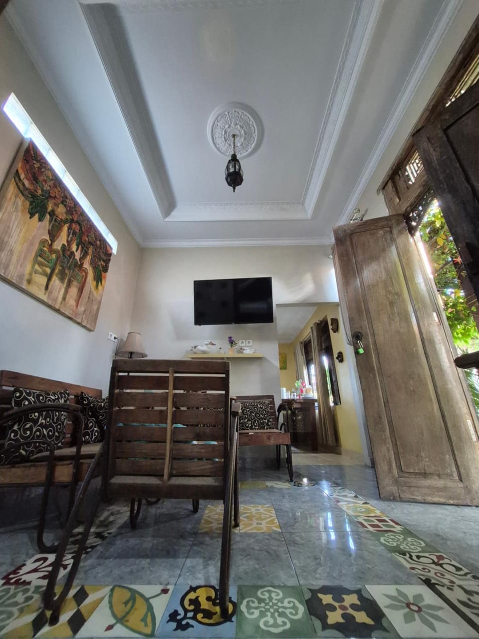 Communal lounge/ TV room, TV and multimedia, Living room, Seating area, Evening entertainment