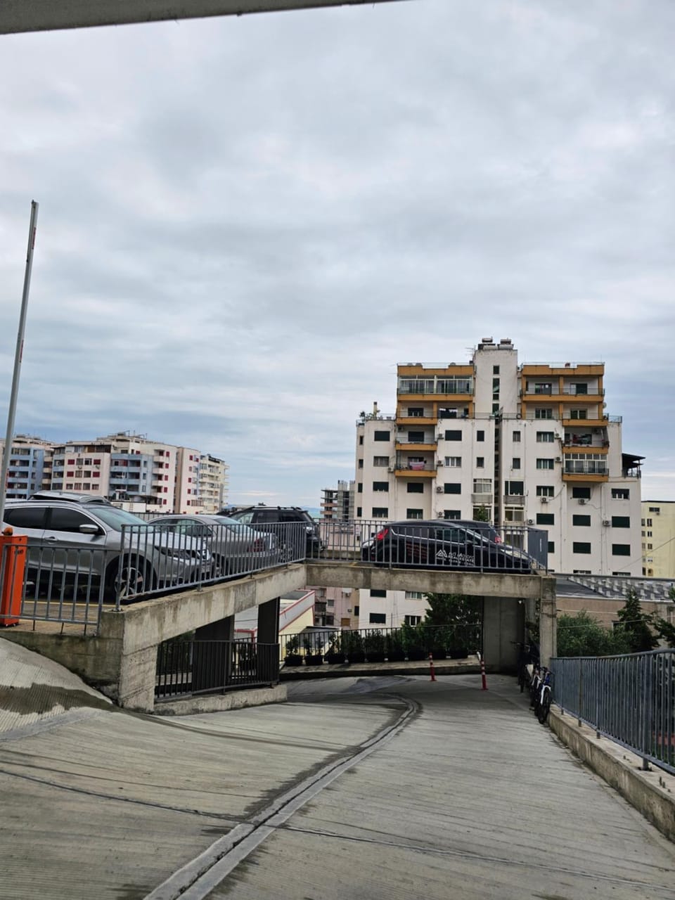 Property building, Day, City view