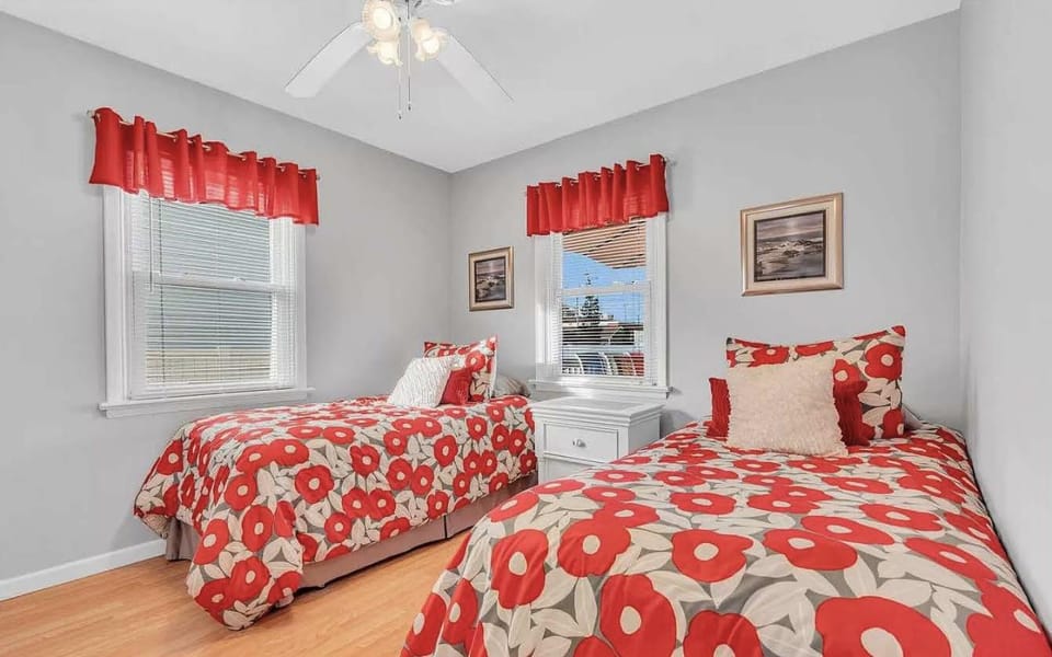 Seaside Getaway 3 Blocks to Beach WasherDryer Apartment in Seaside Heights