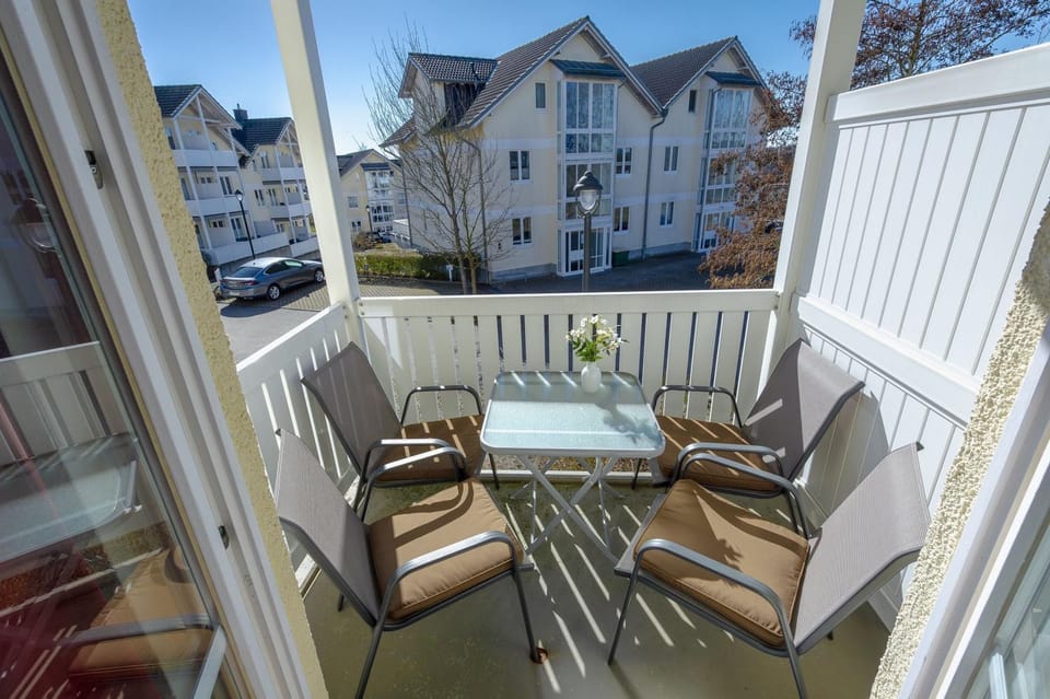View (from property/room), Balcony/Terrace