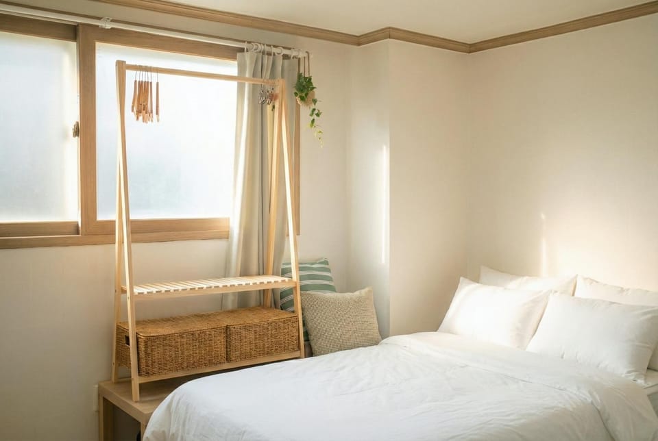 #Open Deal #ZIGU Stay #Line 3 & Shinbundang area Near Garosugil Apgujeong Cheongdam Gangnam Itaewon #Airport bus nearby Villa in Seoul