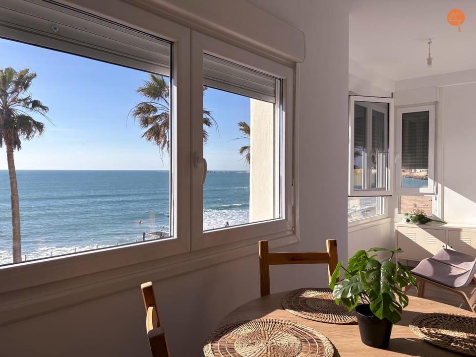 Balcony/Terrace, Photo of the whole room, Beach, Sea view