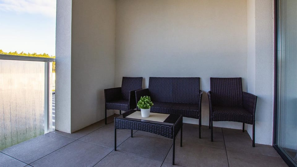 Patio, Day, View (from property/room), Balcony/Terrace, Living room, Seating area