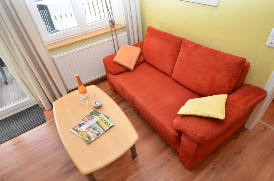 Living room, Photo of the whole room, Seating area