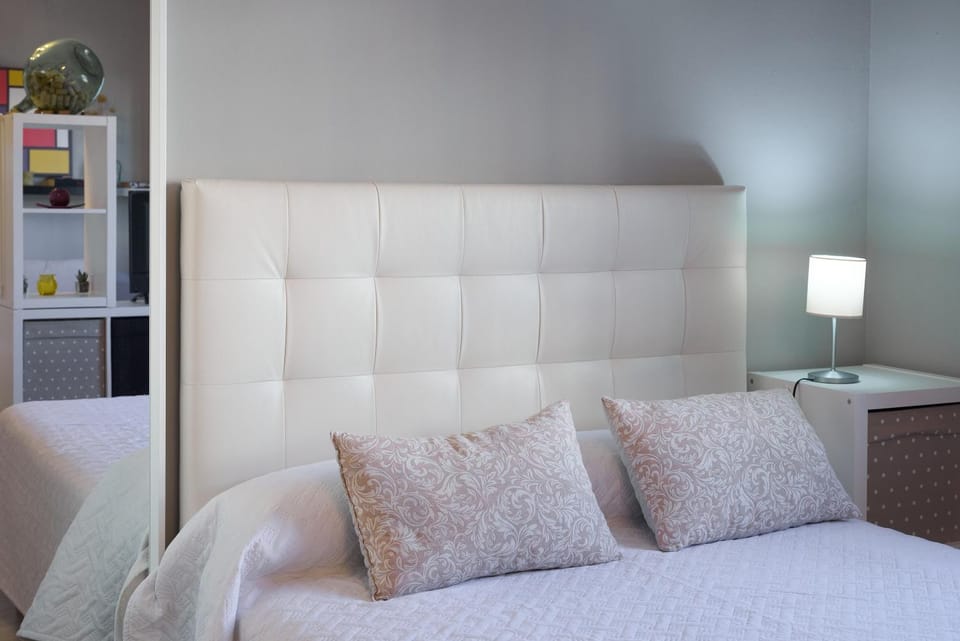Living room, Bedroom