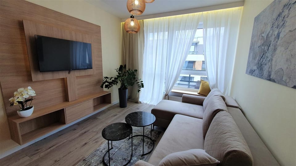 Communal lounge/ TV room, TV and multimedia, Living room, Seating area