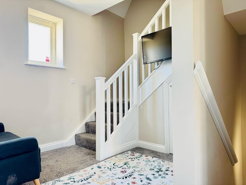 Spacious and Comfortable 5-Bedroom Home in Thetford House in Breckland District