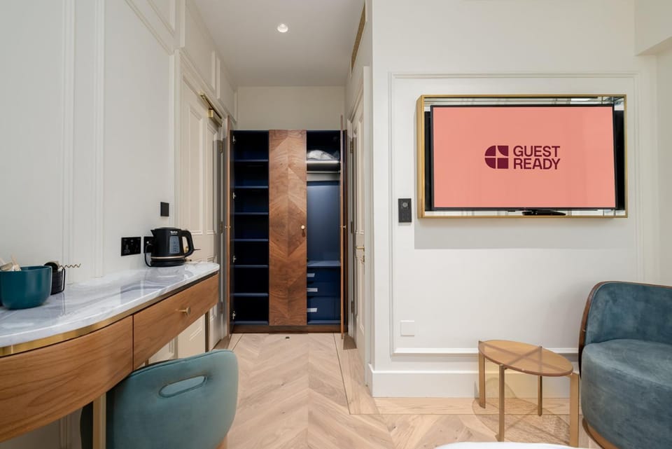 GuestReady - The Fitzroy Hotel in London Borough of Islington