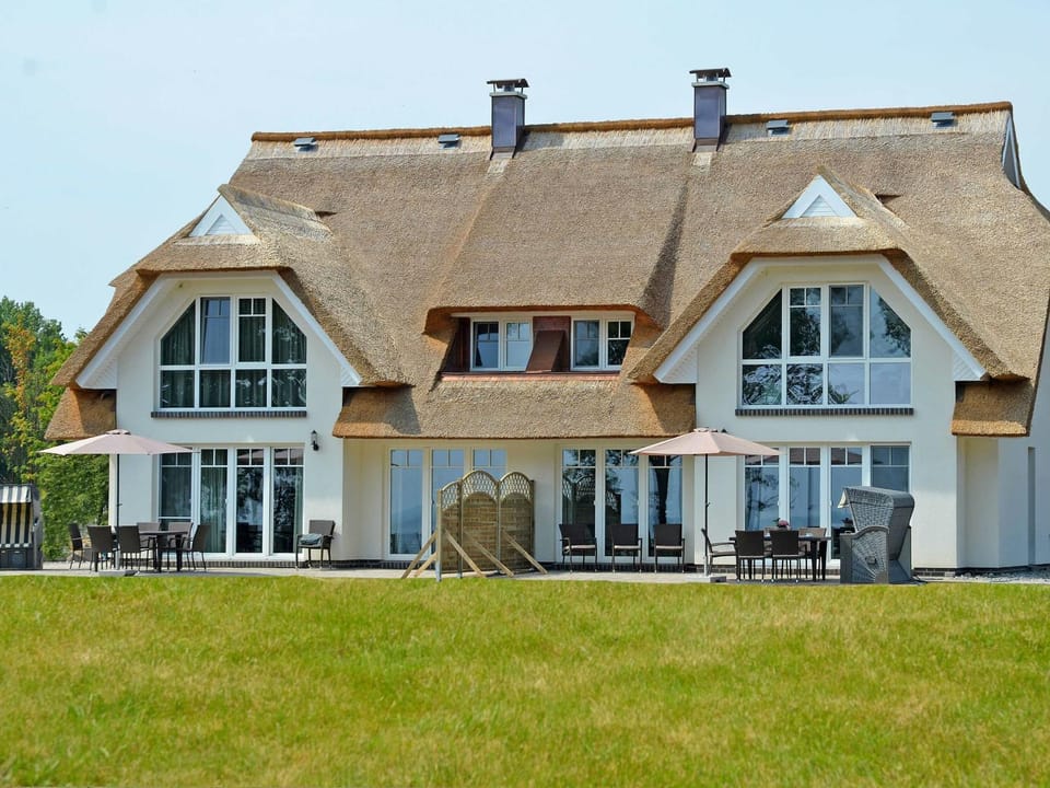 Reethus am Strand - Haushälfte 1 mit Kamin, Sauna House in Mecklenburg-Vorpommern, Germany