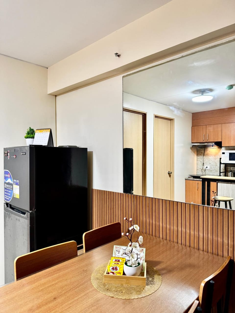 VR Homes Ortigas - 2BR Condo with Free WiFi & Netflix Inn in Pasig