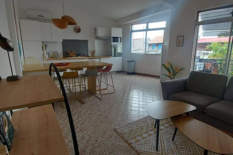 Logement spacieux 20 m plage Apartment in Martinique