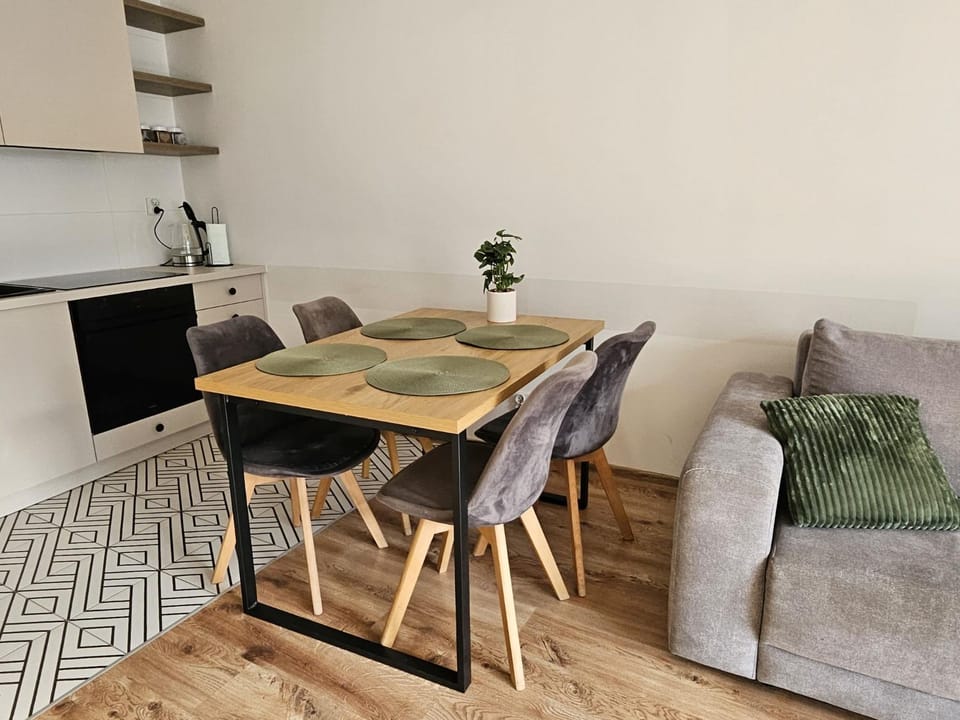 Kitchen or kitchenette, Living room, Dining area