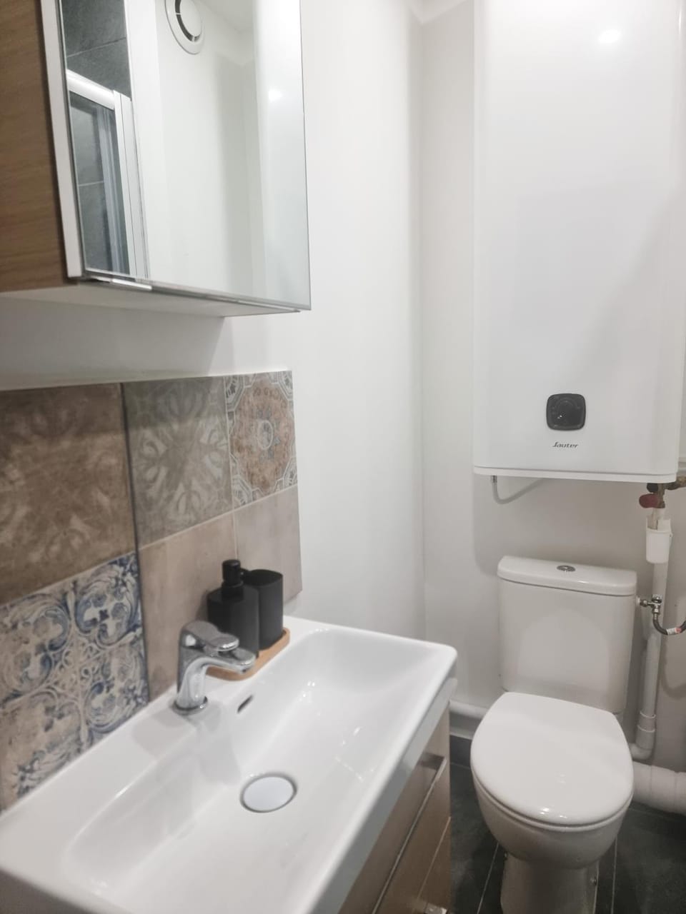 Toilet, Bathroom