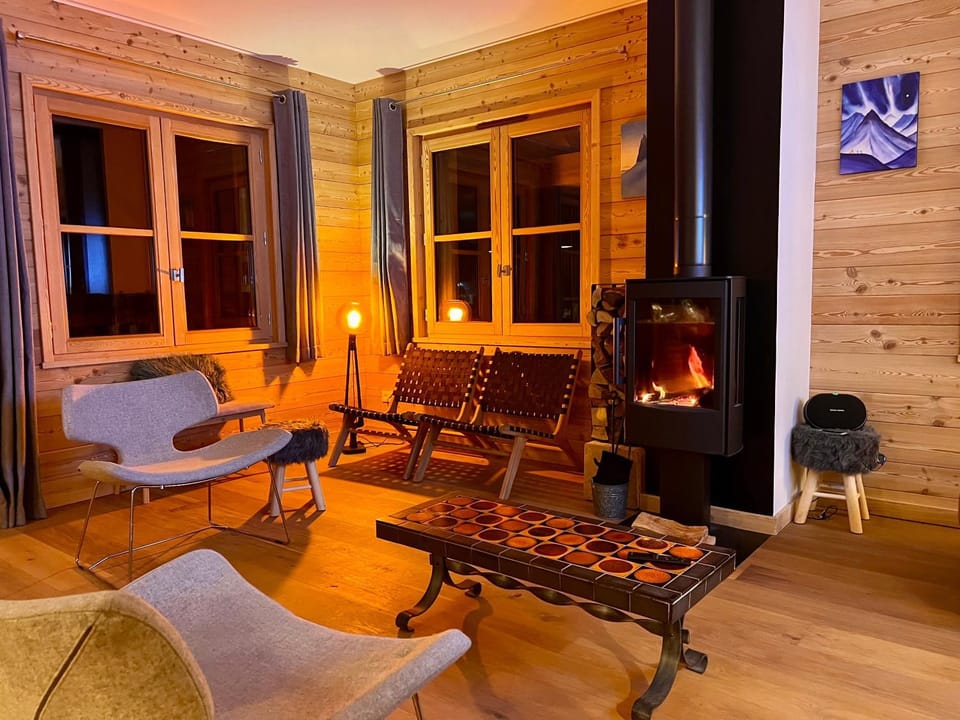 Property building, Living room