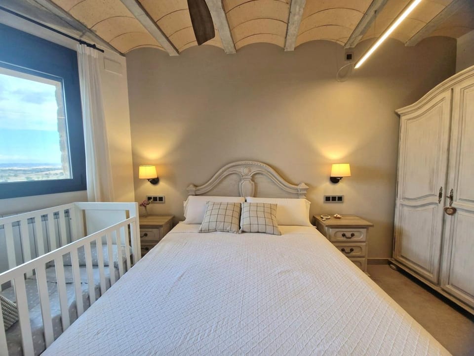 Bed, Natural landscape, Bedroom, cot, heating, internet, wardrobe