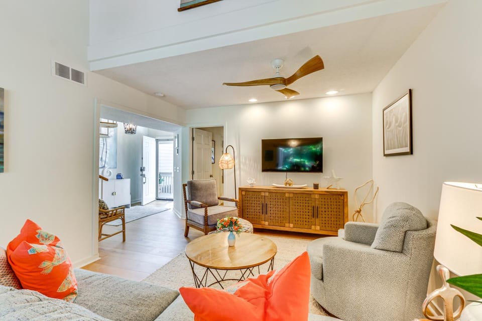 Townhome on Golf Course in Shipyard Plantation House in North Forest Beach