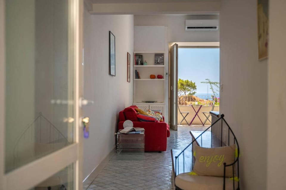 Dolce Vita Beach House stunning views by the sea House in Capri