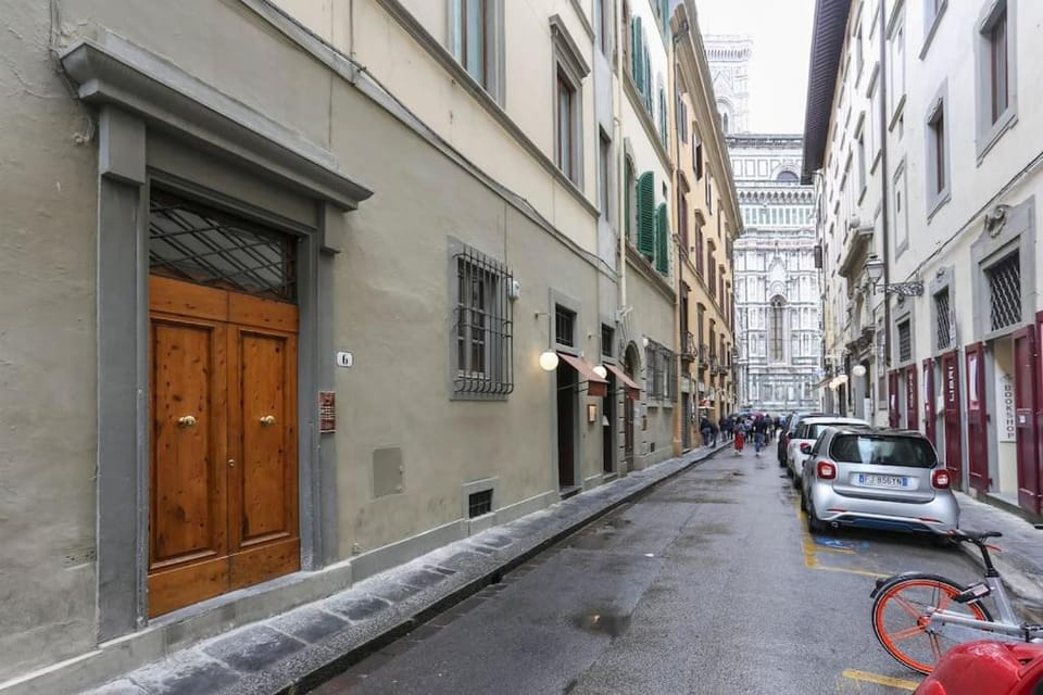 Property building, City view