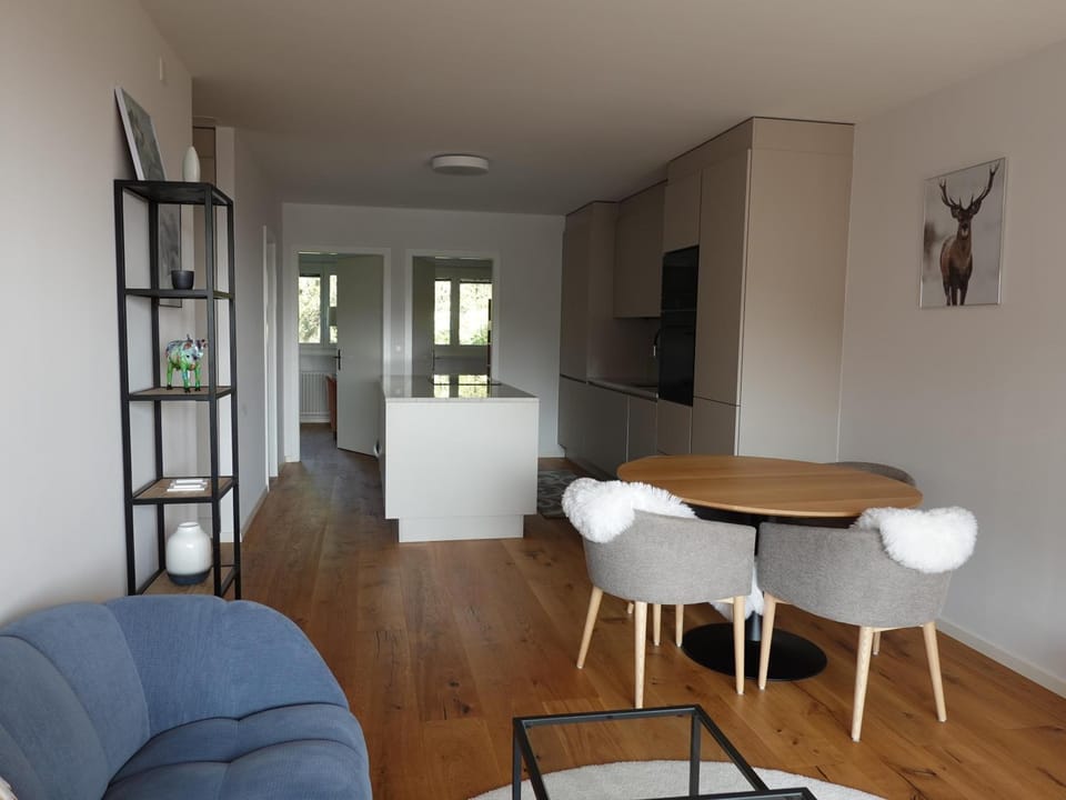 Bel Appartement Centre Crans Montana, Vue Alpine et Fraîcheur Apartment in Crans-Montana