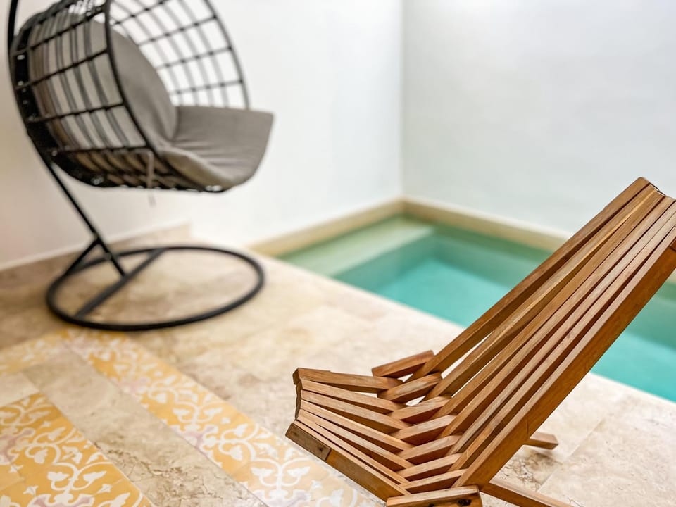 Balcony/Terrace, Balcony/Terrace, Swimming pool