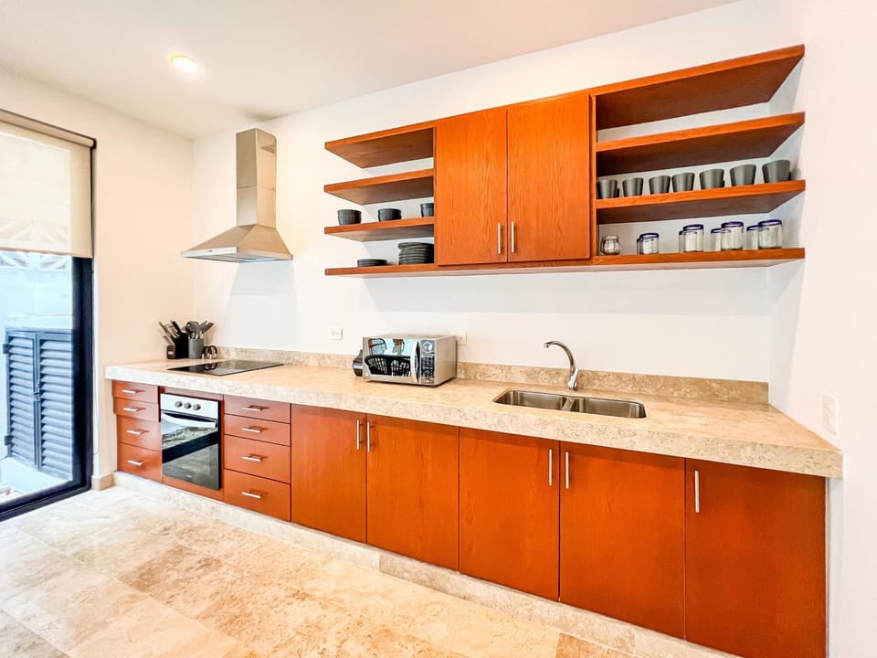 microwave, oven, stove, kitchen