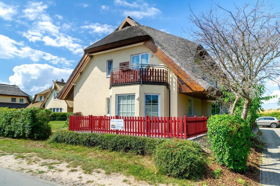 Property building, Balcony/Terrace