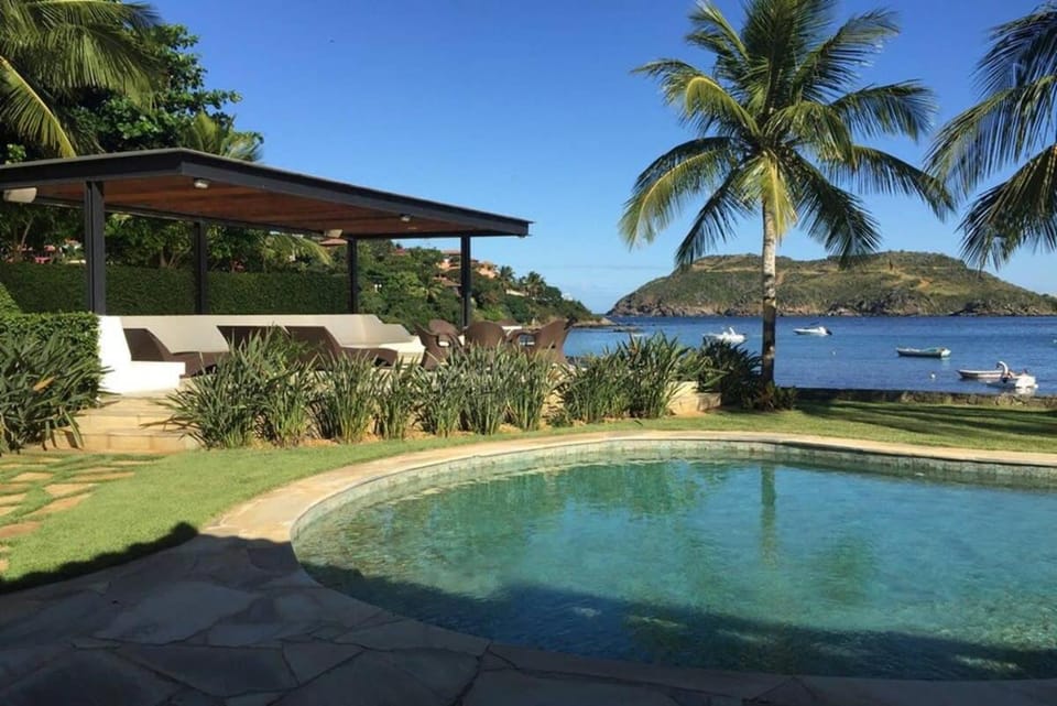 Charming Villa in Ferradura Beach - BUZ006 Villa in Armacao dos Buzios