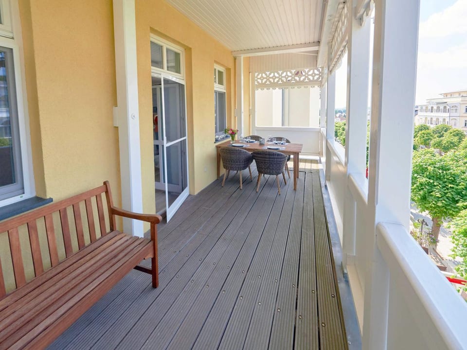 View (from property/room), Balcony/Terrace