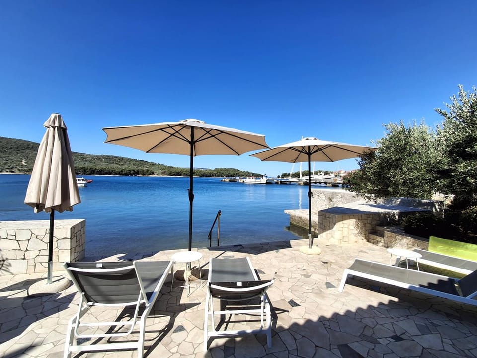Apartman Solis 1 Apartment in Cres