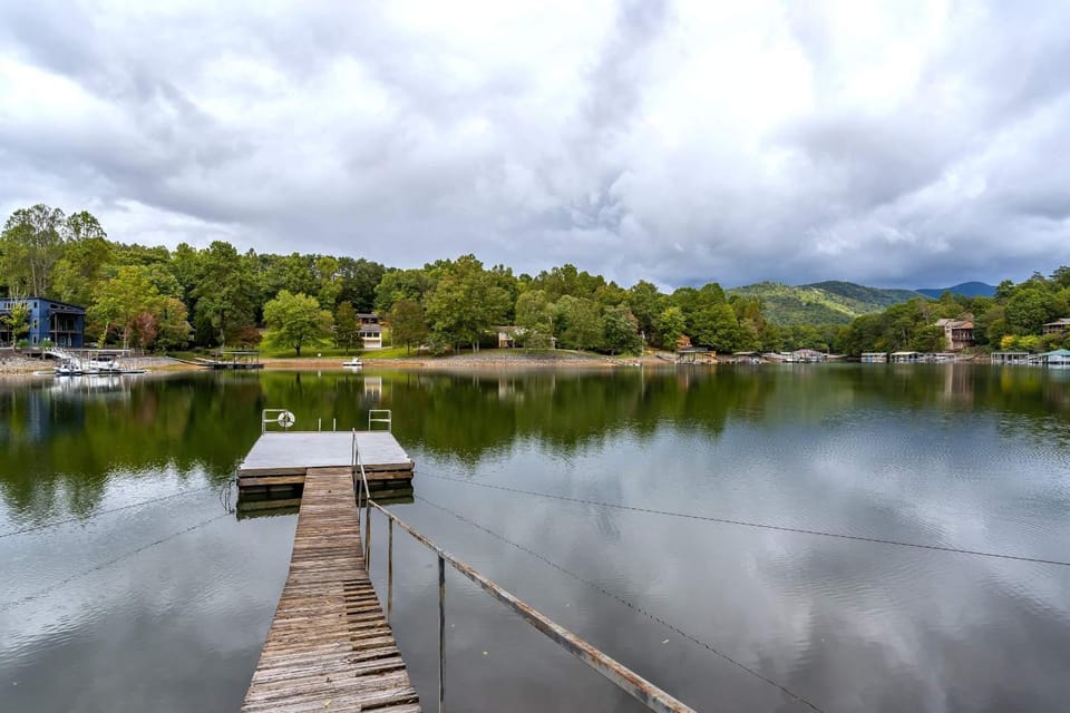 Day, Natural landscape, Lake view, Mountain view